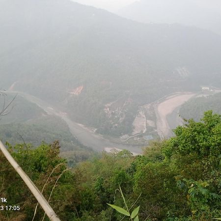 Dsd Bomzon Homestay ดาร์จีลิง ภายนอก รูปภาพ